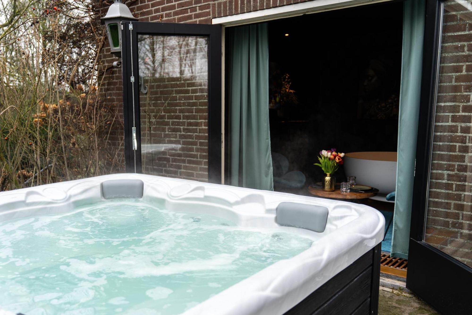 De Luxe Bed &wellness 's-Hertogenbosch (Den Bosch)